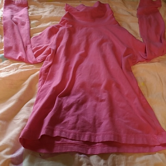 Pink turtle neck shirt - Picture 1 of 2